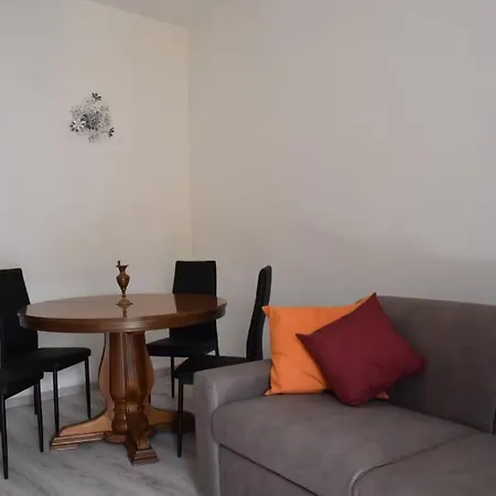 Apartment La Resilienza, With View, *